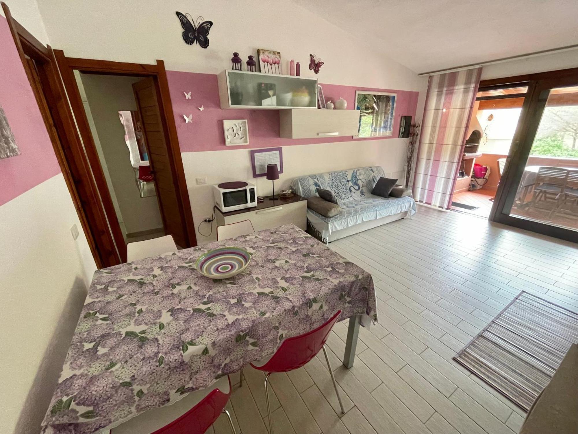 פולה Purple House, 30M To Beach מראה חיצוני תמונה