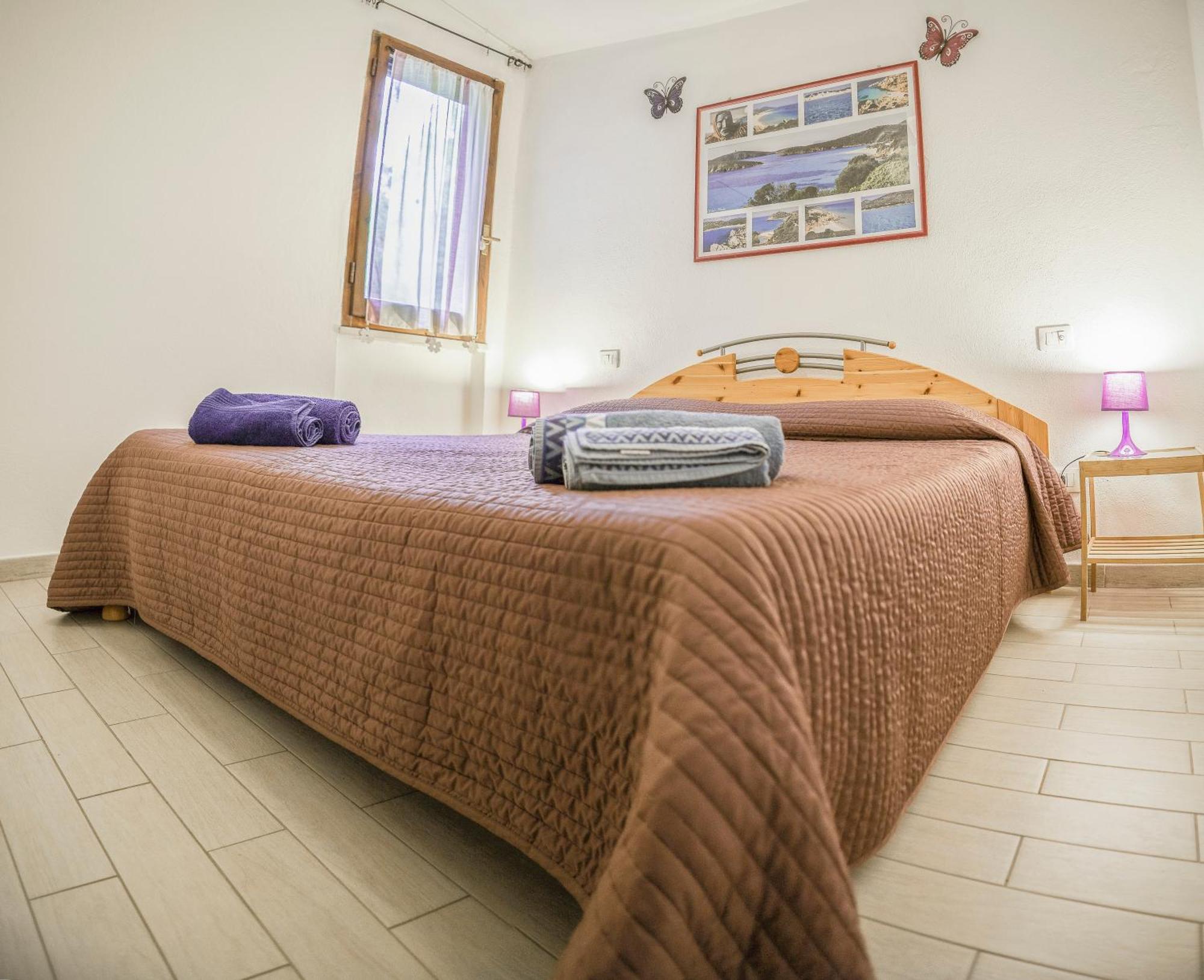פולה Purple House, 30M To Beach מראה חיצוני תמונה