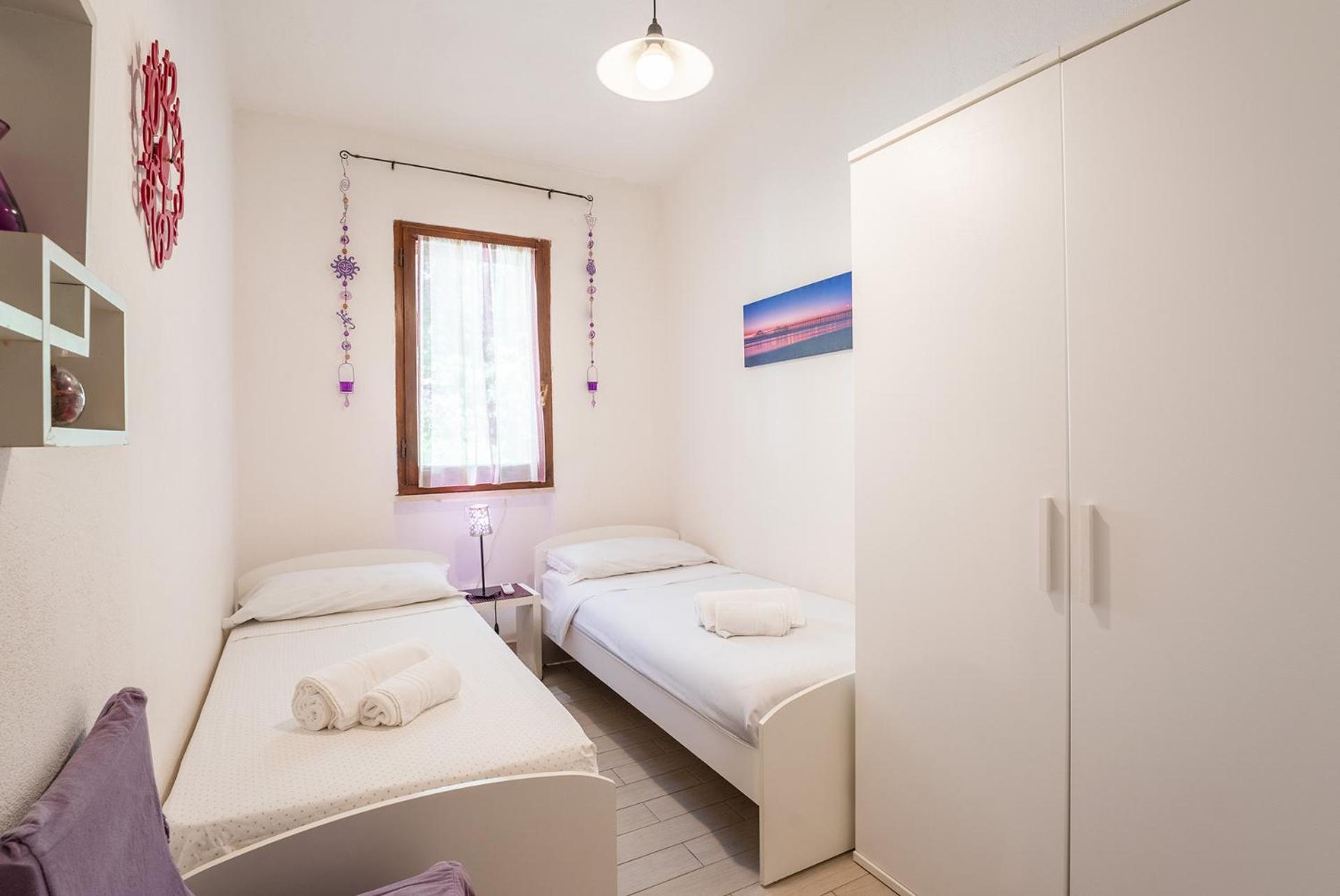 פולה Purple House, 30M To Beach מראה חיצוני תמונה