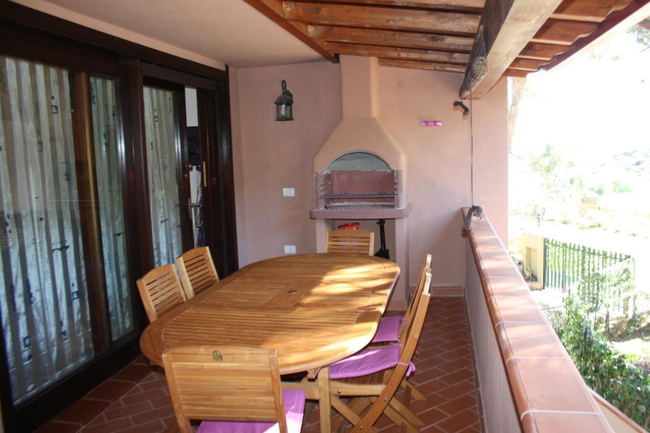 פולה Purple House, 30M To Beach מראה חיצוני תמונה