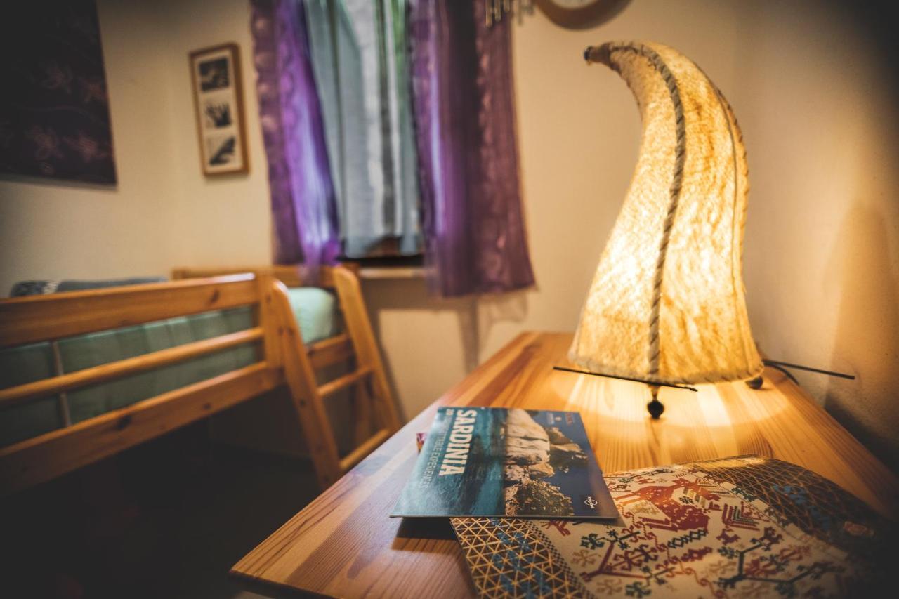 פולה Purple House, 30M To Beach מראה חיצוני תמונה